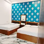 Gauri Inn Paying Guest House